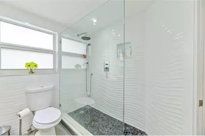 2950 N Palm Aire Dr, Unit #401, Pompano Beach, FL 33069 - Photo 18