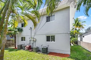 45 NE 24th St, Wilton Manors, FL 33305 - Photo 18
