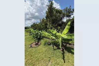 187 SE Via Sangro, Port Saint Lucie, FL 34952 - Photo 32