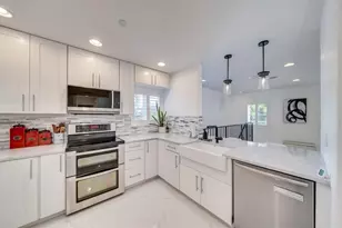 1112 NE 17th Way, Fort Lauderdale, FL 33304 - Photo 4