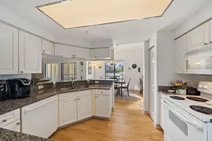 3019 Alcazar Pl, Palm Beach Gardens, FL 33410 - Photo 12