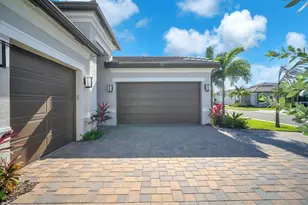 10990 Violet Mdw St, Boynton Beach, FL 33473 - Photo 2