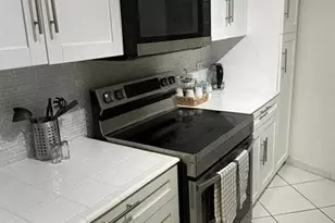 1881 Washington Ave, Miami Beach, FL 33139 - Photo 8