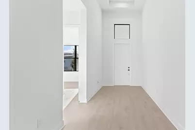 12631 SW Lunata Way, Port Saint Lucie, FL 34987 - Photo 4