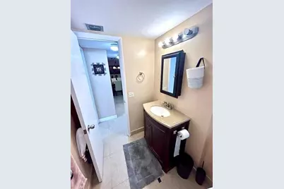 3150  Holiday Springs Boulevard, Unit #8-101, Margate, FL 33063 - Photo 20