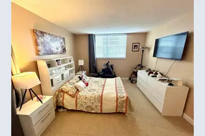 3150  Holiday Springs Boulevard, Unit #8-101, Margate, FL 33063 - Photo 14