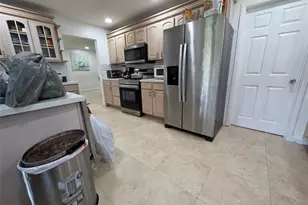 1970 NW 32nd St, Oakland Park, FL 33309 - Photo 4