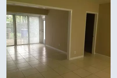 1325 SE 1st Ter, Deerfield Beach, FL 33441 - Photo 8