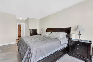 1980 S Ocean Dr, Hallandale Beach, FL 33009 - Photo 10