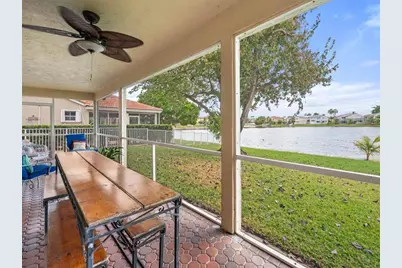 1011 NW 193rd Ave, Pembroke Pines, FL 33029 - Photo 24