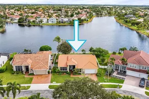 1011 NW 193rd Ave, Pembroke Pines, FL 33029 - Photo 2