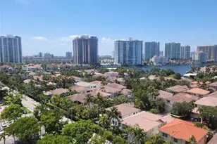19370 Collins Ave, Sunny Isles Beach, FL 33160 - Photo 24