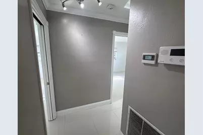 40 NE 48th St, Fort Lauderdale, FL 33334 - Photo 6