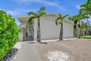 1424 Adams St, Hollywood, FL 33020 - Photo 2
