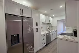 5713 NW 16th St, Lauderhill, FL 33313 - Photo 4