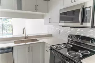 11680 NW 39th St, Coral Springs, FL 33065 - Photo 4