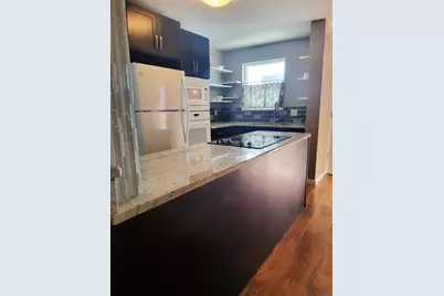 3114  59th Street S, Unit #303, Other City Value - Out Of Area, FL 33707 - Photo 4