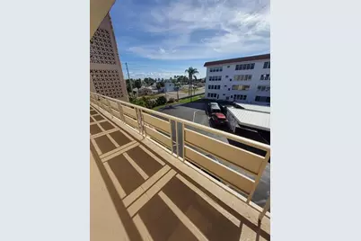 3114  59th Street S, Unit #303, Other City Value - Out Of Area, FL 33707 - Photo 32