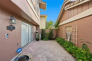 4337 Coral Springs Dr, Coral Springs, FL 33065 - Photo 4