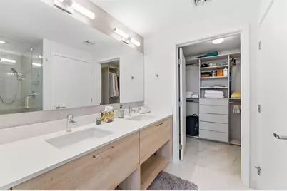 16385  Biscayne Blvd, Unit #2516, North Miami Beach, FL 33160 - Photo 22