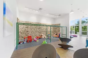 16385 Biscayne Blvd, North Miami Beach, FL 33160 - Photo 44