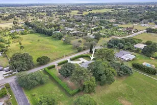 1751 SW 139th Ave, Davie, FL 33325 - Photo 2