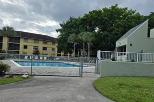 8917 NW 28th Dr, Coral Springs, FL 33065 - Photo 6