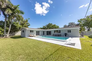 475 NE 142nd St, North Miami, FL 33161 - Photo 20