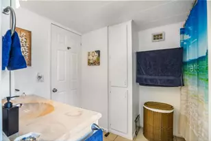 2001 SW 84th Ave, Davie, FL 33324 - Photo 26