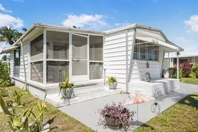 2001 SW 84th Ave, Davie, FL 33324 - Photo 10