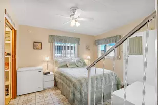 2001 SW 84th Ave, Davie, FL 33324 - Photo 28