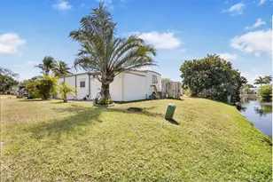 2001 SW 84th Ave, Davie, FL 33324 - Photo 36