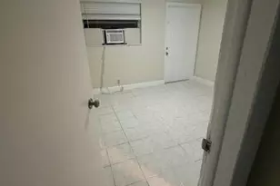 7371 NW 37th St, Davie, FL 33024 - Photo 2