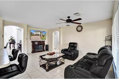 4030  Rocks Point Pl, Riviera Beach, FL 33407 - Photo 8