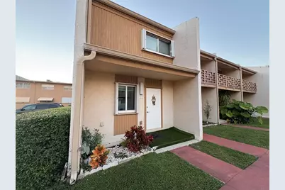 2831  Pierce St, Unit #100, Hollywood, FL 33020 - Photo 1