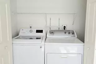 10589 NW 56th Pl, Coral Springs, FL 33076 - Photo 14