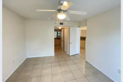 4211  San Marino Blvd, Unit #305, West Palm Beach, FL 33409 - Photo 8