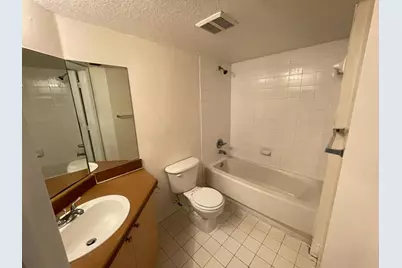 4211  San Marino Blvd, Unit #305, West Palm Beach, FL 33409 - Photo 10