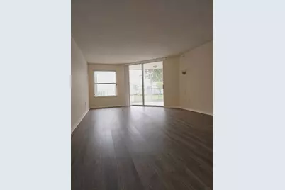 7843  Granville Dr, Unit #7843, Tamarac, FL 33321 - Photo 8