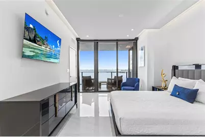 700 NE 24th St, Unit #705, Miami, FL 33137 - Photo 8