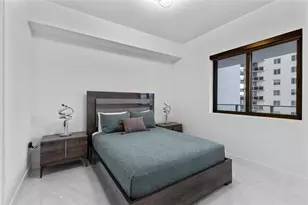 700 NE 24th St, Miami, FL 33137 - Photo 24