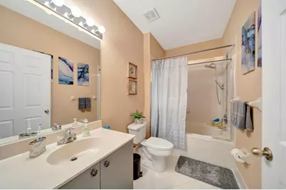 4746 SW 12th Pl, Deerfield Beach, FL 33442 - Photo 8