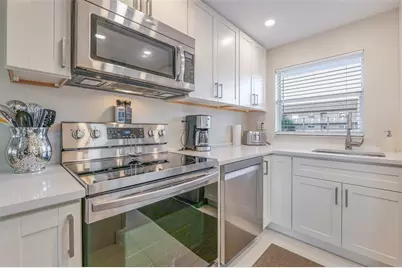 9380  Sunrise Lakes Blvd, Unit #207, Sunrise, FL 33322 - Photo 10