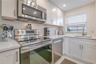 9380 Sunrise Lakes Blvd, Sunrise, FL 33322 - Photo 10