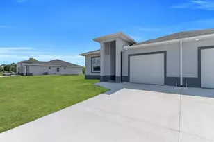 732 Jack Ave, Lehigh Acres, FL 33973 - Photo 2