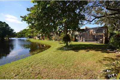 761 E Coco Plum Cir, Unit #1, Plantation, FL 33324 - Photo 28