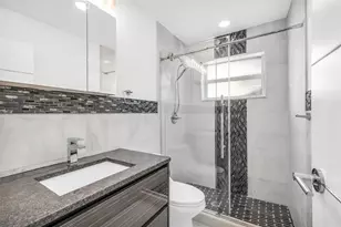 11450 NW 32nd Pl, Sunrise, FL 33323 - Photo 20