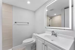 750 SE 6th Ave Unit, Deerfield Beach, FL 33441 - Photo 12