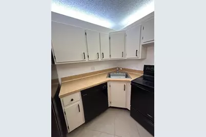 721  Sunny Pine Way, Unit #G2, Greenacres, FL 33415 - Photo 4