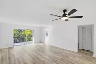 6101 N Falls Cir Dr, Lauderhill, FL 33319 - Photo 8